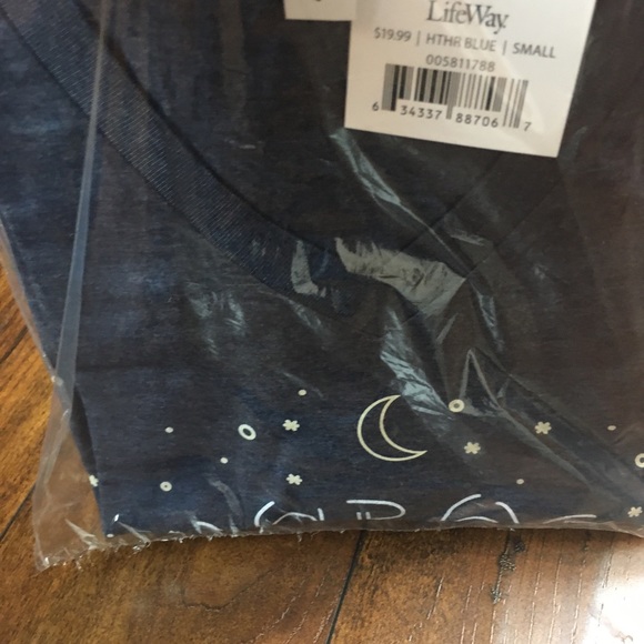 Women’s Salt + Light T-Shirt YOUR LOVE LORD REACHES TO THE HEAVENS SZ S Blue NWT - Picture 5 of 6